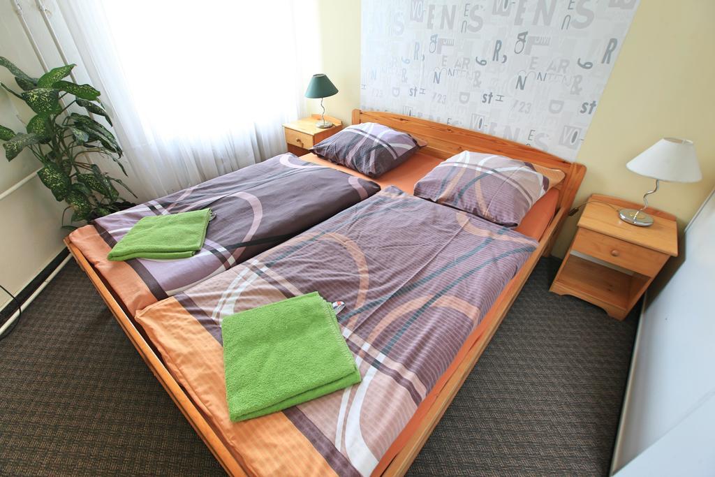 Hostel Sklep Prague Exterior photo
