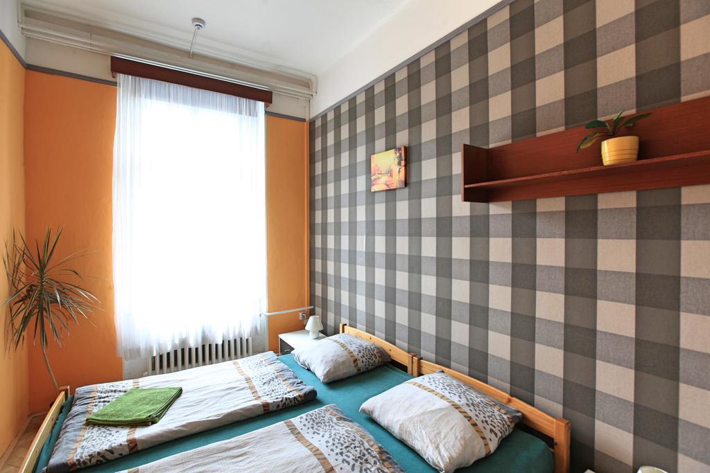 Hostel Sklep Prague Exterior photo
