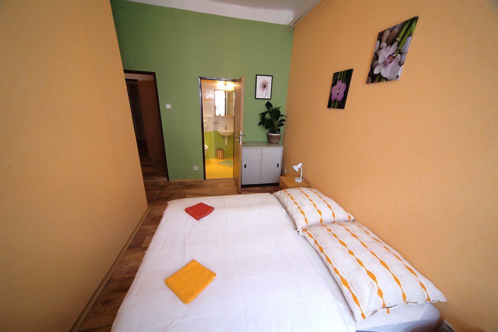 Hostel Sklep Prague Exterior photo